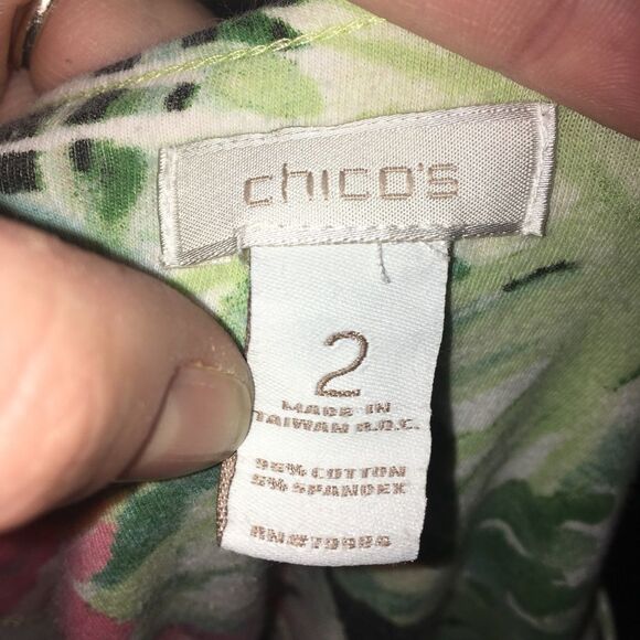 Chico’s parrot 3/4 sleeve tropical cruise wear knit top - Picture 3 of 3